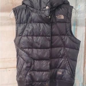The North Face 550 Vintage Hooded Vest